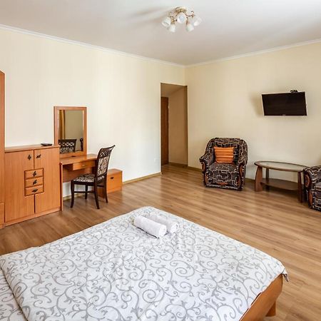 Apartment On Yana Zhizhky Lviv Kültér fotó