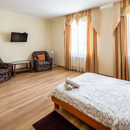 Apartment On Yana Zhizhky Lviv Szoba fotó