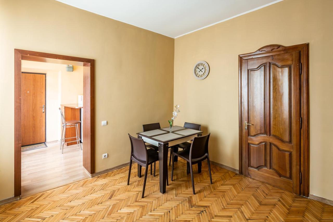 Apartment On Yana Zhizhky Lviv Kültér fotó