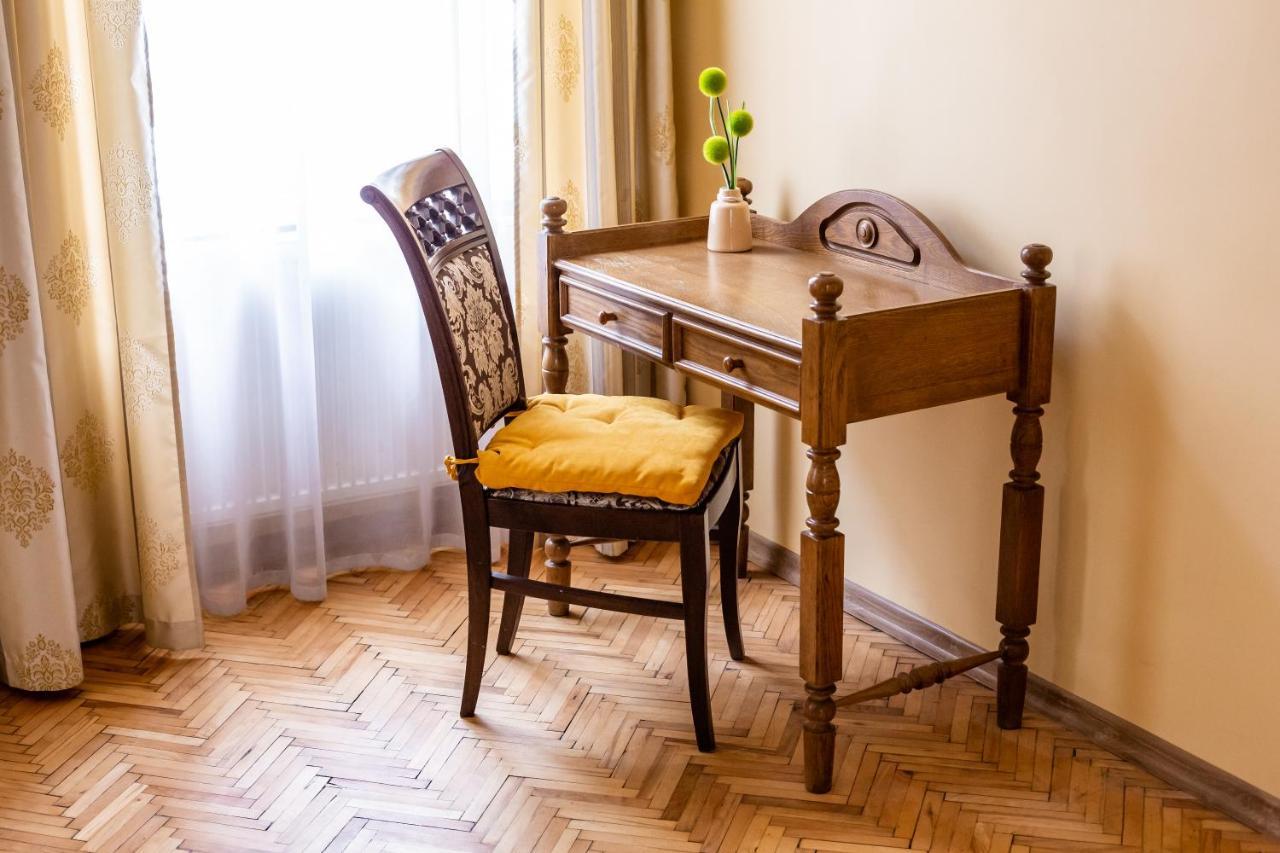 Apartment On Yana Zhizhky Lviv Kültér fotó